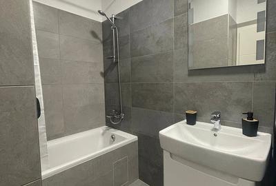 Apartament cu 2 camere decomandat în Torontalului