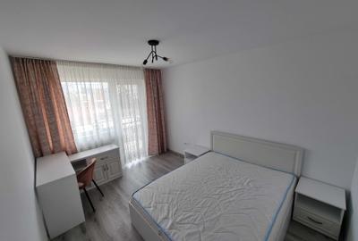 Apartament cu 3 camere decomandat în Central - 2