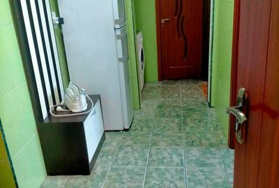 Apartament cu 2 camere decomandat în Micro 19
