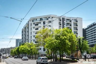 Apartament cu 4 camere decomandat în Aviației