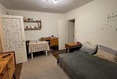 Apartament cu 2 camere semidecomandat în Olteniței