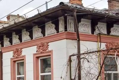 Casă cu 4 camere în Exterior Vest