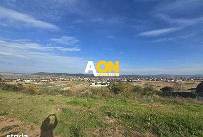 Teren de 1400 mp, în Micești