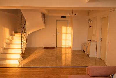 Apartament cu 3 camere decomandat, mobilat în Faleza Nord