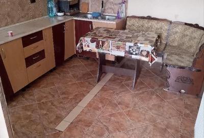 Apartament cu 2 camere semidecomandat în Central - 1