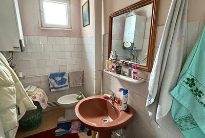 Apartament cu 3 camere decomandat în Central - 1