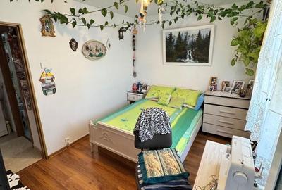 Apartament cu 4 camere decomandat, mobilat în CET - 3