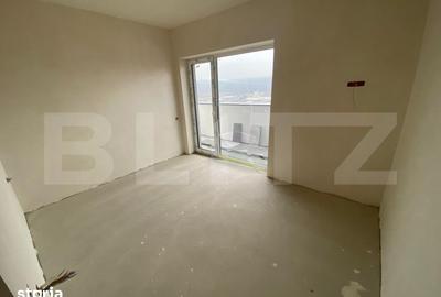 Apartament cu 3 camere în Baciu