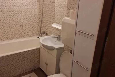 Garsonieră semidecomandată în Titan