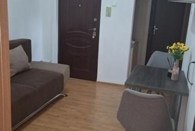 Apartament cu 2 camere în Aurel Vlaicu