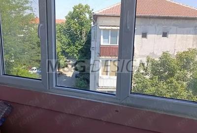 Apartament cu 2 camere decomandat în Dâmbovița