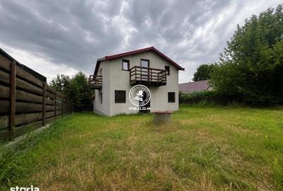 Casă cu 5 camere cu Teren 500 Mp în Miroslava