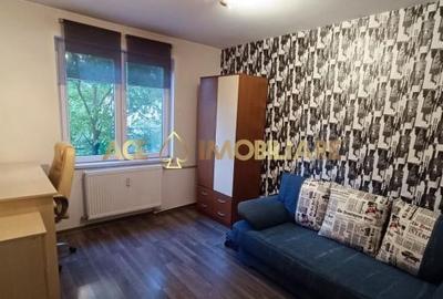 Apartament cu 3 camere decomandat, mobilat în Crângași