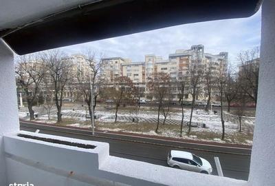 Apartament cu 2 camere semidecomandat în Independenței