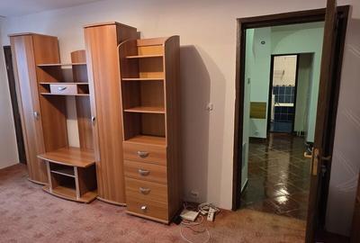 Apartament cu 2 camere decomandat în Dristor