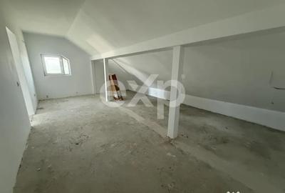 Casă cu 5 camere cu Teren 392 Mp în Miroslava