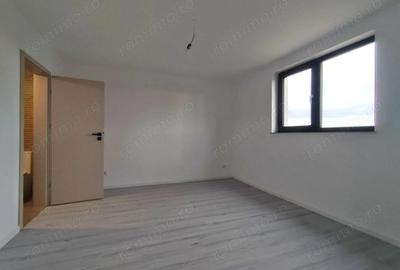 Casă cu 4 camere cu Teren 460 Mp în Nojorid - 12