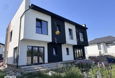 Casă cu 4 camere cu Teren 200 Mp în Central