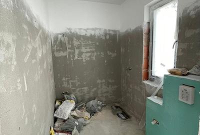 Casă cu 5 camere cu Teren 254.4 Mp în Ghencea