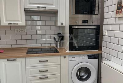 Apartament cu 2 camere semidecomandat, mobilat în Decebal