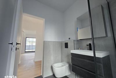 Casă cu 4 camere cu Teren 580 Mp în Balotești - 6