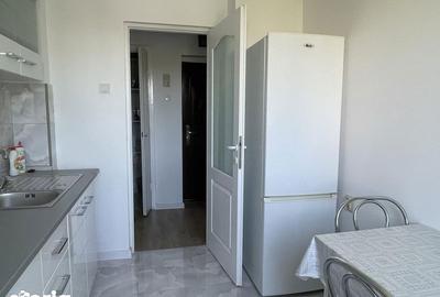 Apartament cu 2 camere semidecomandat în Tomis III