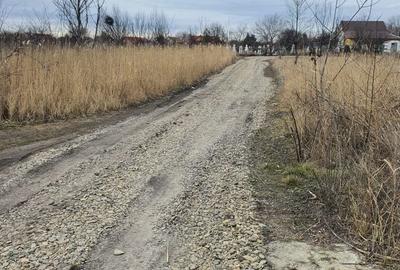 Teren de 1838 mp, în Spătaru - 2