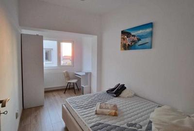 Casă cu 4 camere cu Teren 160 Mp în Central