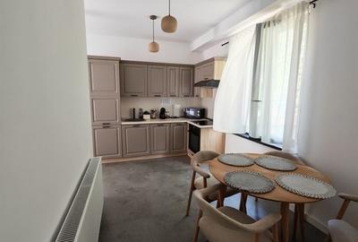 Casă cu 4 camere cu Teren 600 Mp în Central