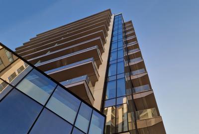 Apartament cu 3 camere semidecomandat în Herăstrău