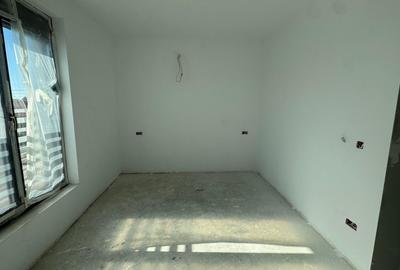 Duplex cu 4 camere cu Canalizare în Săcălaz - 11
