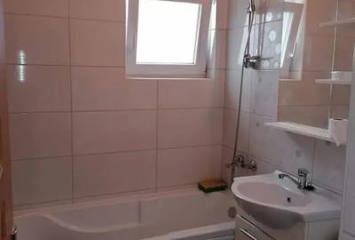 Apartament cu 2 camere decomandat în Berceni