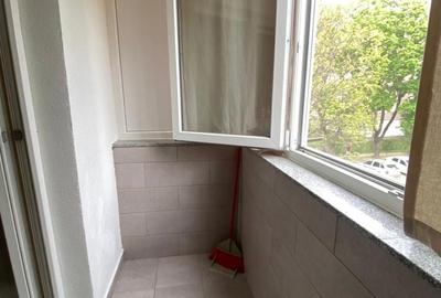 Apartament cu 2 camere decomandat în Micro 15 - 6