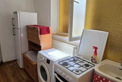 Apartament cu 3 camere semidecomandat în Mihai Bravu - 3