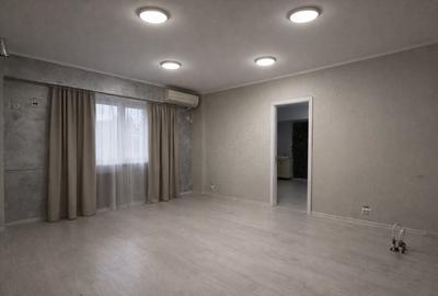 Apartament cu 3 camere decomandat în Splaiul Unirii - 1