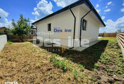 Casă cu 3 camere decomandat cu Teren 500 Mp în Horpaz
