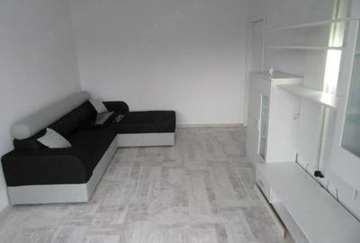 Apartament cu 3 camere decomandat în Central - 3
