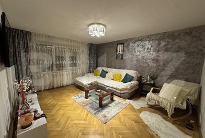 Apartament cu 3 camere decomandat, mobilat în Siloz
