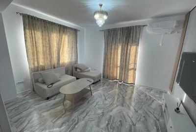 Apartament cu 3 camere decomandat în Exterior Vest