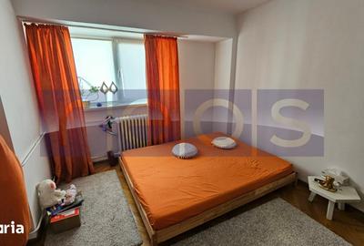 Apartament cu 3 camere în Victoriei