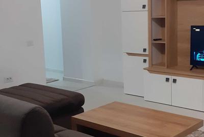 Apartament cu 3 camere decomandat în Central - 3