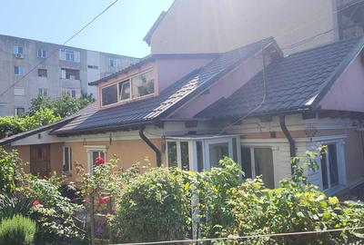 Casă cu 4 camere în Sud