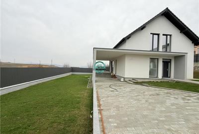 Casă individuală cu 4 camere cu Canalizare în Sâncraiu de Mureș - 1
