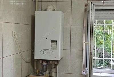 Casă cu 3 camere decomandat în Micro 14 - 5