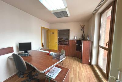Birou, de 254 mp, în Cetate - 8