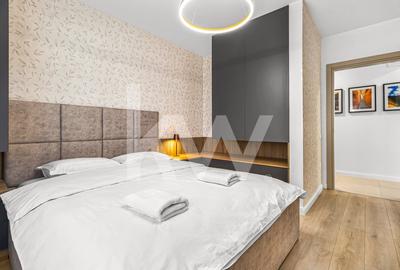Apartament cu 3 camere decomandat, mobilat în Tractorul - 17