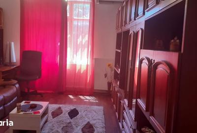 Casă cu 3 camere cu Teren 80 Mp în Obor - 8