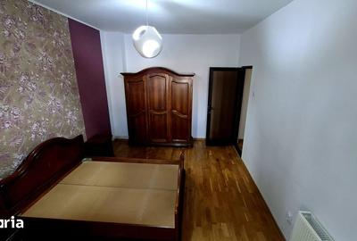 Apartament cu 3 camere decomandat în Central - 6