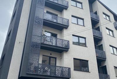 Apartament cu 3 camere decomandat în Central - 5