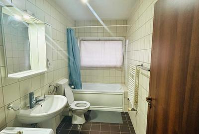 Apartament cu 2 camere decomandat în Micălaca